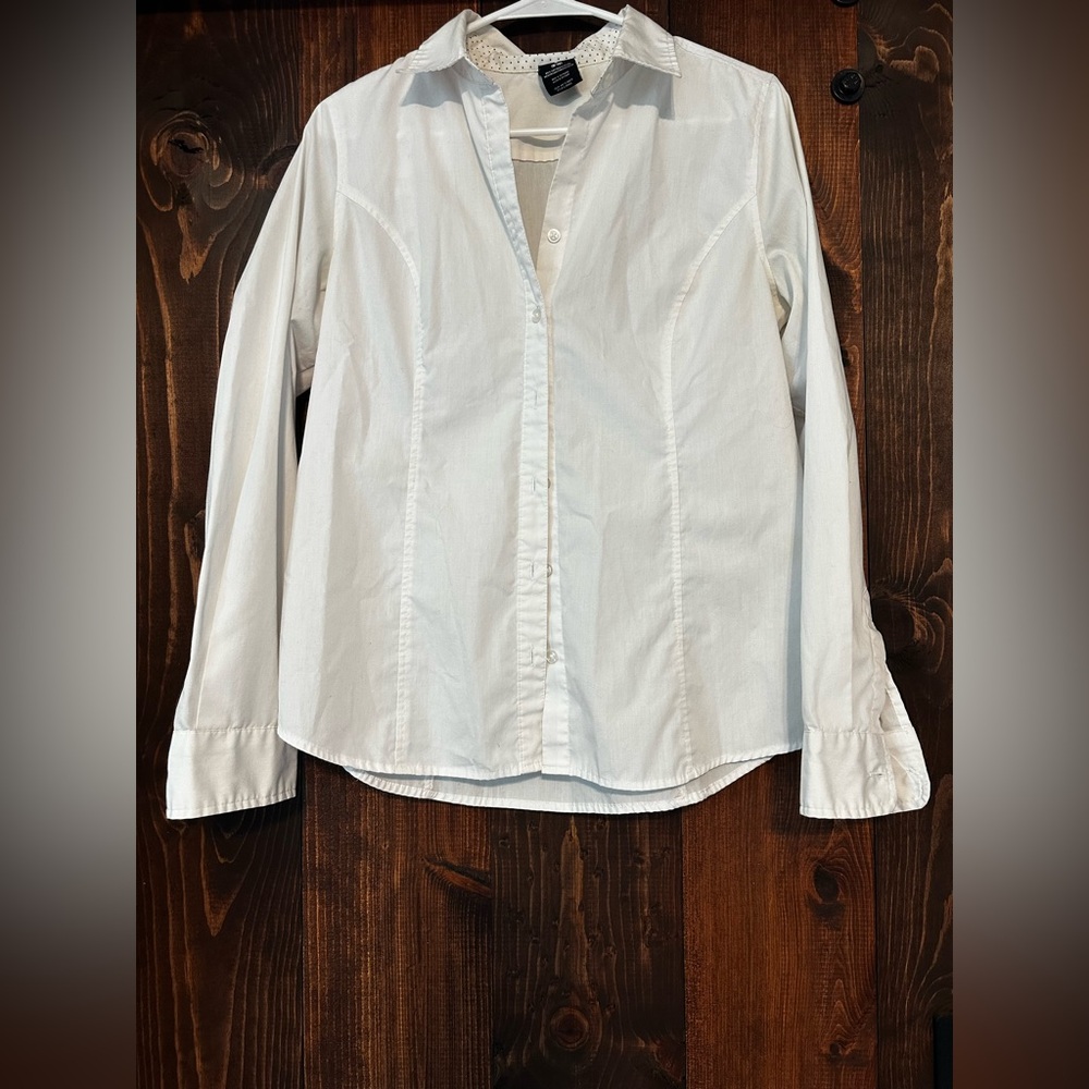 George Women’s White Button-Up Shirt